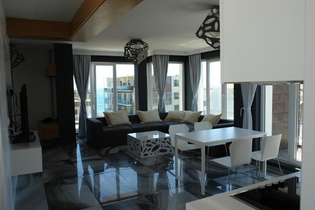 Botabara Del Mar Boutique Aparthotel Pomorie Exteriör bild